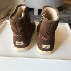 Kids Brown Suede Ugg Boots size 12 US